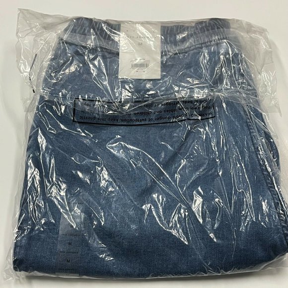 Free Assembly Denim Jogger Light Wash Size M NWT - Picture 1 of 2